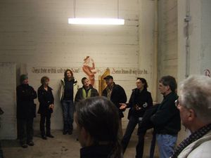 Im Luftschutzbunker.